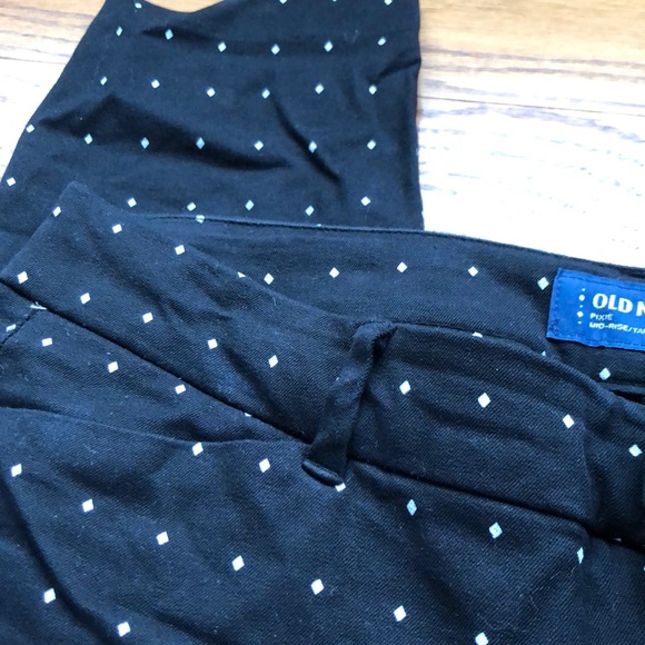 Old Navy | Pixie Pants - Picture 3 of 3